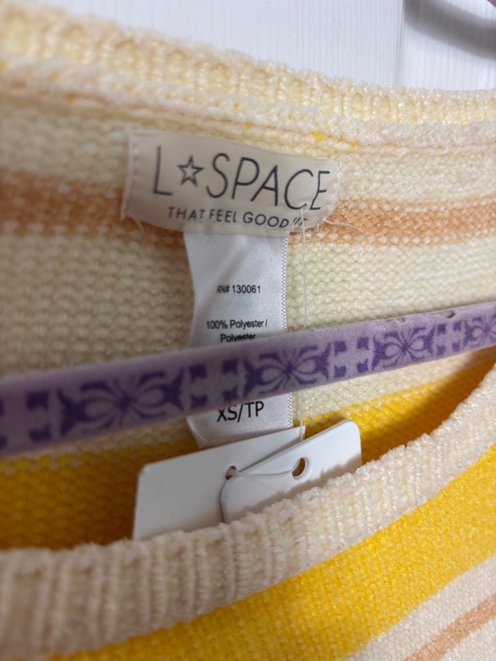 NEW l*space Sun Seeker Sweater Yellow & Cream Striped Cropped Knit Top size XS - Picture 7 of 8